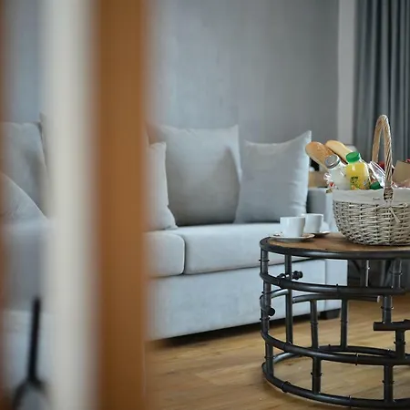 A.p. Acropolis View Apartahotel 3*